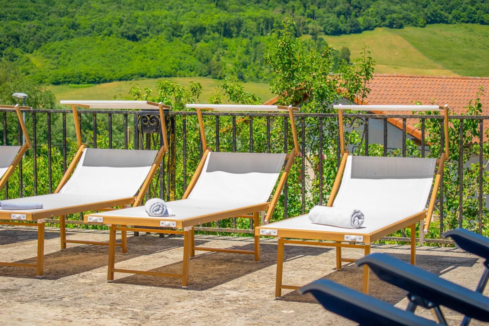 Casa Rural Arotzenia, Hogar Rustico En Pleno Valle De La Ulzama Лисасо Экстерьер фото